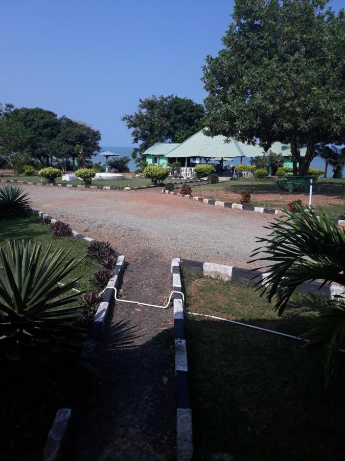 Abuesi Beach Resort 세콘디타코라디 외부 사진