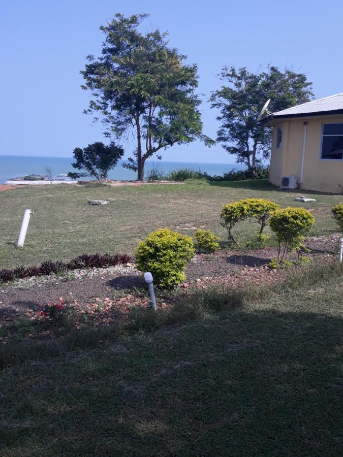 Abuesi Beach Resort 세콘디타코라디 외부 사진