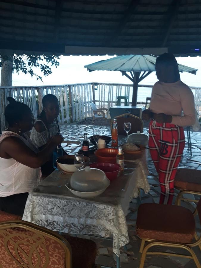 Abuesi Beach Resort 세콘디타코라디 외부 사진