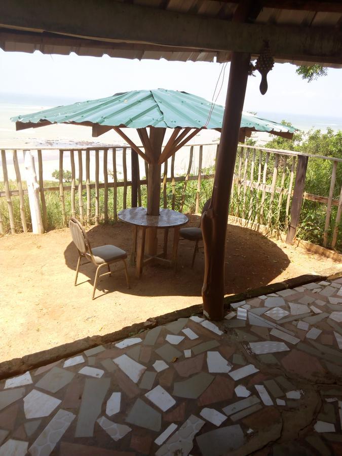 Abuesi Beach Resort 세콘디타코라디 외부 사진